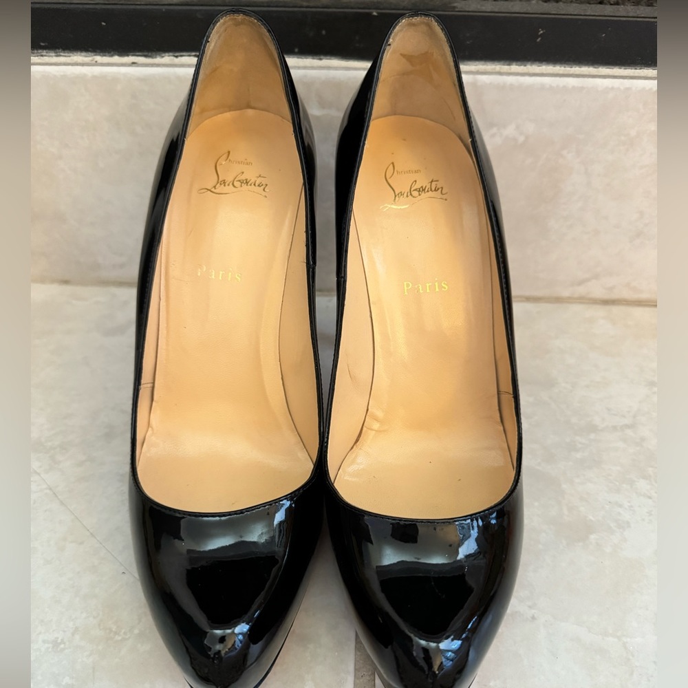 Christian Louboutin Black Pump Heels
